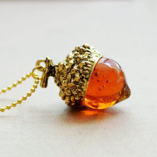 fashion women glaze acorn cone pendant spinning pendant charms with red quartz drop imitate natural stone necklaces jewelry, Silver
fashion women glaze acorn cone pendant spinning pendant charms with red quartz drop imitate natural stone necklaces jewelry, Silver