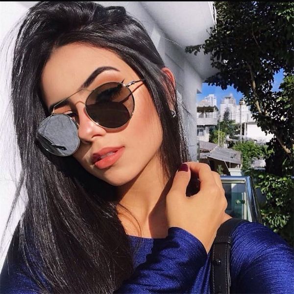 vintage new fashion round metal frame new brand designer oval sunglasses women luxury clear lens shades for women glasses ladies, White;black
vintage new fashion round metal frame new brand designer oval sunglasses women luxury clear lens shades for women glasses ladies, White;black