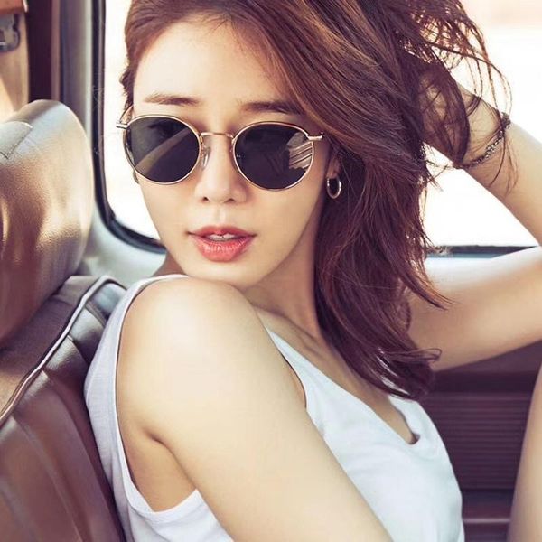 2020 new fashion sunglasses women men round lens brand designer metal frame punk sun glasses shades vintage uv400 eyewear gkned
2020 new fashion sunglasses women men round lens brand designer metal frame punk sun glasses shades vintage uv400 eyewear gkned
