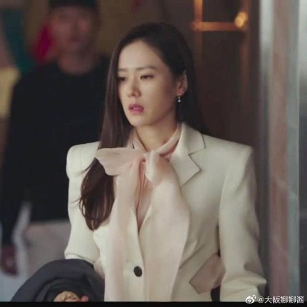 2020 мода blazer женщины солнце yizhen корейский драматический телевизионный куртки для женщин костюм элегантный леди офис рабочая одежда бл, White;black
2020 мода blazer женщины солнце yizhen корейский драматический телевизионный куртки для женщин костюм элегантный леди офис рабочая одежда бл, White;black