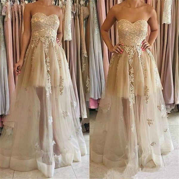 setwell strapless a-line evening dresses sleeveless see through lace appliques floor length tulle prom party gowns, Black;red
setwell strapless a-line evening dresses sleeveless see through lace appliques floor length tulle prom party gowns, Black;red