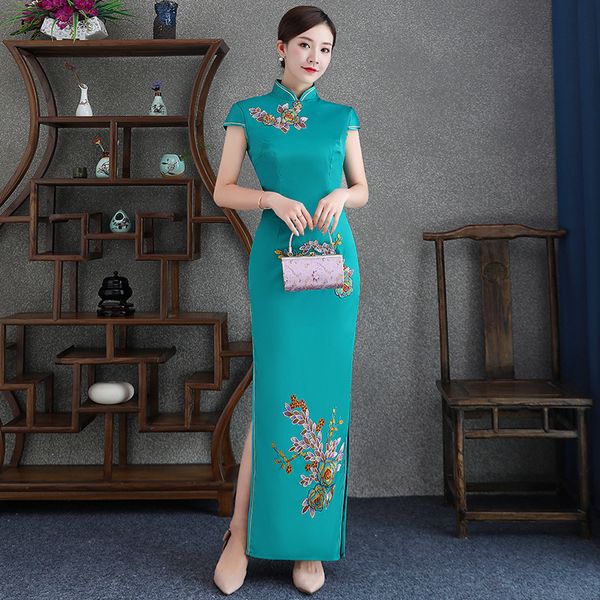 embroidery oversize 4xl elegant satin handmade button silm qipao chinese traditional women dress vintage lady cheongsam, Red
embroidery oversize 4xl elegant satin handmade button silm qipao chinese traditional women dress vintage lady cheongsam, Red