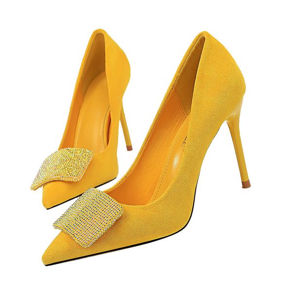 2020 women 9.5cm high heels crystal buckle glitter pumps lady wedding green yellow blue heels female scarpins valentine shoes y200702, Black
2020 women 9.5cm high heels crystal buckle glitter pumps lady wedding green yellow blue heels female scarpins valentine shoes y200702, Black