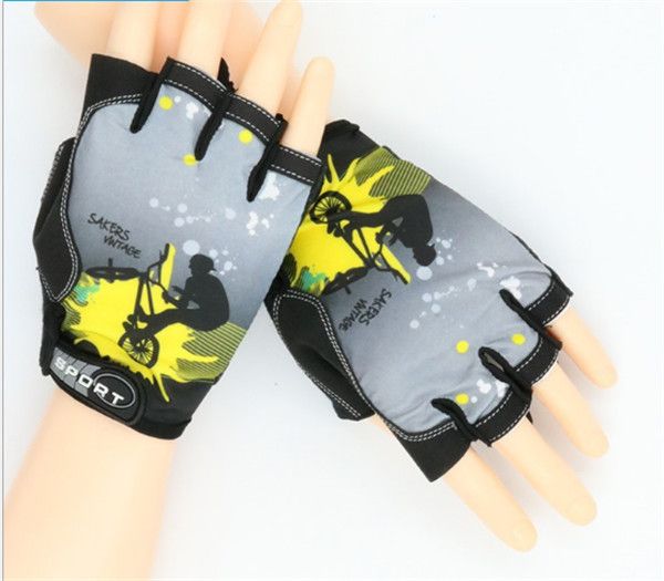 wholesale men' and women' half finger gloves printed fitness gloves cycling non-slip fast dry breathable fitness tactical sunscr, Blue;gray
wholesale men' and women' half finger gloves printed fitness gloves cycling non-slip fast dry breathable fitness tactical sunscr, Blue;gray
