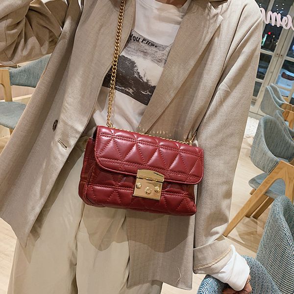 решетки crossbody сумки для женщин-2020 роскошные сумки дизайнер дамы сумки цепь плечо сумка-мессенджер воздуха-мешок a основной женщины сли
решетки crossbody сумки для женщин-2020 роскошные сумки дизайнер дамы сумки цепь плечо сумка-мессенджер воздуха-мешок a основной женщины сли