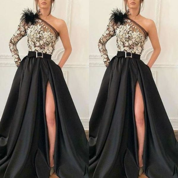 Modern One Shoulder Black Satin A Line Evening Gown Long Sleeve Appliques Front Split Long Prom Dresses For Special Occasion Wear
Modern One Shoulder Black Satin A Line Evening Gown Long Sleeve Appliques Front Split Long Prom Dresses For Special Occasion Wear