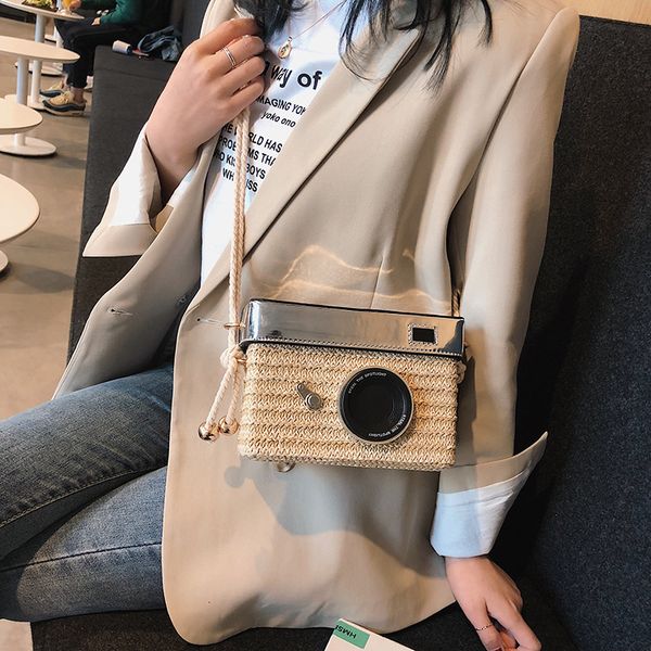 мода форма камеры соломенные сумки для женщин вскользь плеча crossbody сумки малый лацканом сумка вечер сцепления кошелек lady сумки 2019
мода форма камеры соломенные сумки для женщин вскользь плеча crossbody сумки малый лацканом сумка вечер сцепления кошелек lady сумки 2019