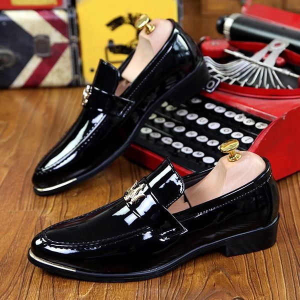 british nightclub stylist leather shoes men fall korean version of men's pointed small leather shoes business casual groom wedding shoe, Black 
british nightclub stylist leather shoes men fall korean version of men's pointed small leather shoes business casual groom wedding shoe, Black