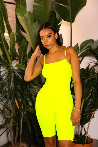 Female Sweet Color Ladies Jumpsuit New Designer Spaghetti Strap Solid Casual Rompers Female Holidays Beach Shorts
Female Sweet Color Ladies Jumpsuit New Designer Spaghetti Strap Solid Casual Rompers Female Holidays Beach Shorts