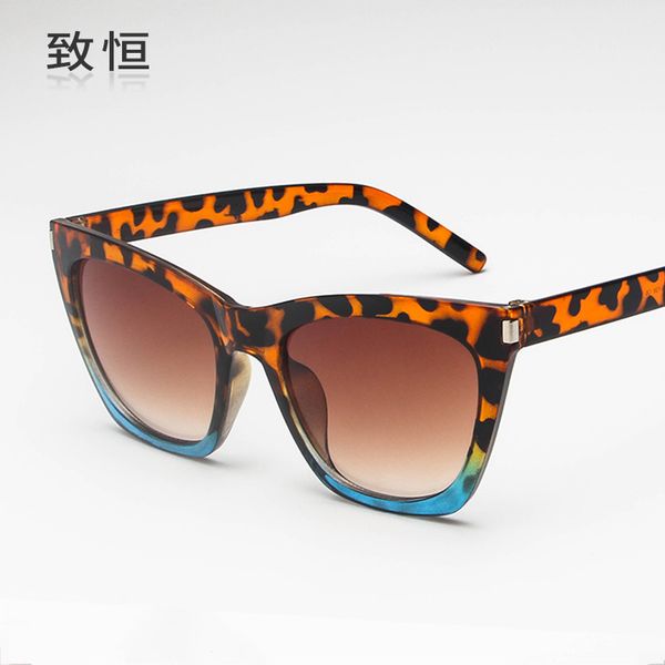 2019 new european and american fashion retro cat eye sunglasses 97025 ms. sunglasses large frame cross-border, White;black
2019 new european and american fashion retro cat eye sunglasses 97025 ms. sunglasses large frame cross-border, White;black