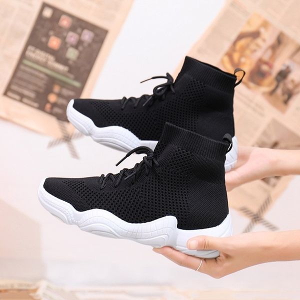 2020 womens sports and leisure shoes non slip rubber sole fashion runing shoes soft soles black/gray/white sizes 35-40 a813
2020 womens sports and leisure shoes non slip rubber sole fashion runing shoes soft soles black/gray/white sizes 35-40 a813