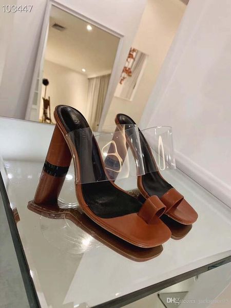 2020 summer new transparent pvc high heel sandals round with toe slippers women outside the net red with the same style, Red;white
2020 summer new transparent pvc high heel sandals round with toe slippers women outside the net red with the same style, Red;white