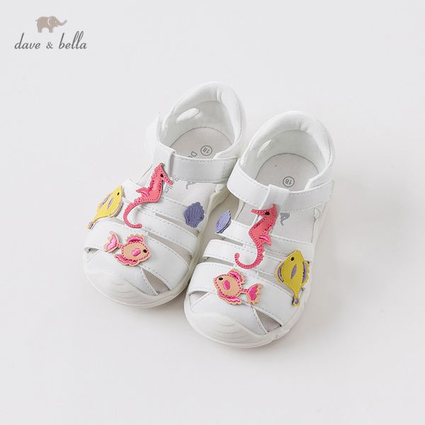 db13752 dave bella summer baby girls fashion sandals new born infant shoes sandals cartoon appliques shoes t200507, Black;red
db13752 dave bella summer baby girls fashion sandals new born infant shoes sandals cartoon appliques shoes t200507, Black;red