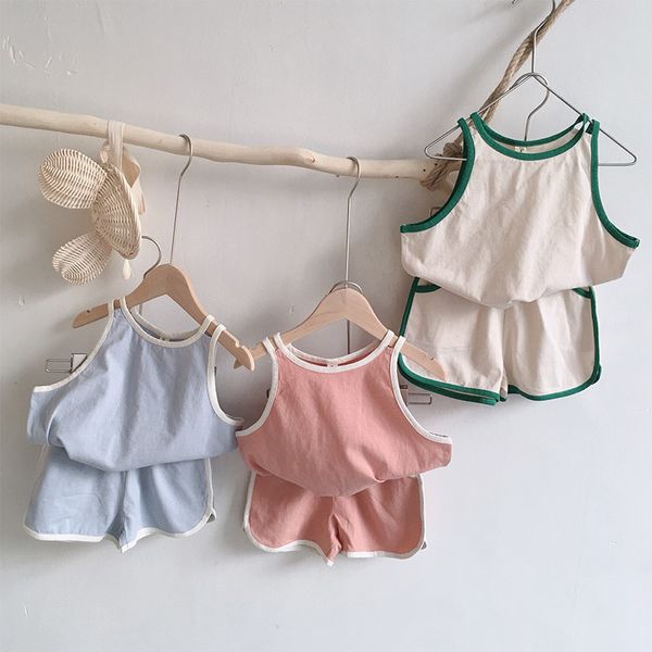 2020 korea style baby girls 2pcs set vest+shorts summer kids girls suits 2-7 years, White
2020 korea style baby girls 2pcs set vest+shorts summer kids girls suits 2-7 years, White