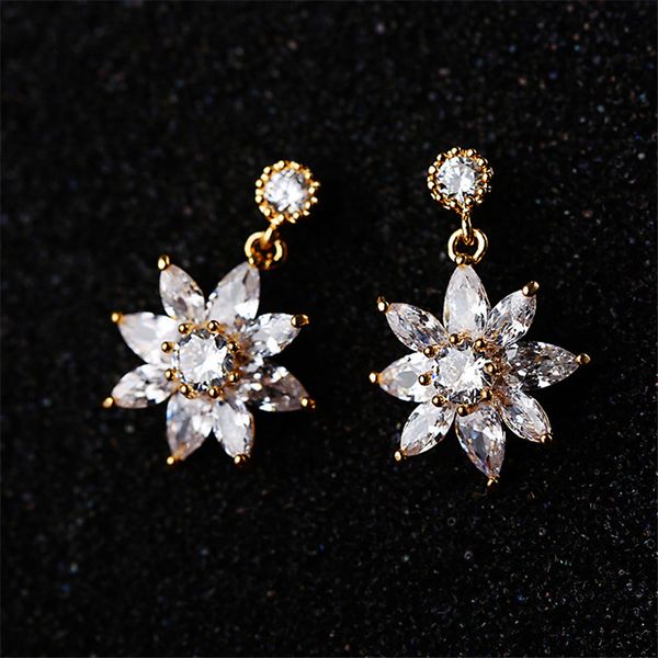 cute female white flower stud earrings with crystal fashion silver gold snowflake earrings vintage wedding for women, Golden;silver
cute female white flower stud earrings with crystal fashion silver gold snowflake earrings vintage wedding for women, Golden;silver