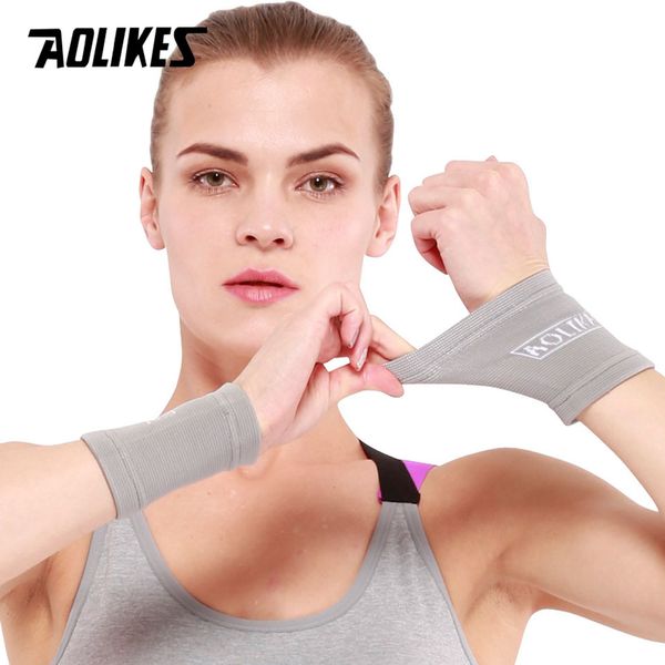 aolikes 1pair wrist support protect wristband bracers for basketball football running, Black;red
aolikes 1pair wrist support protect wristband bracers for basketball football running, Black;red