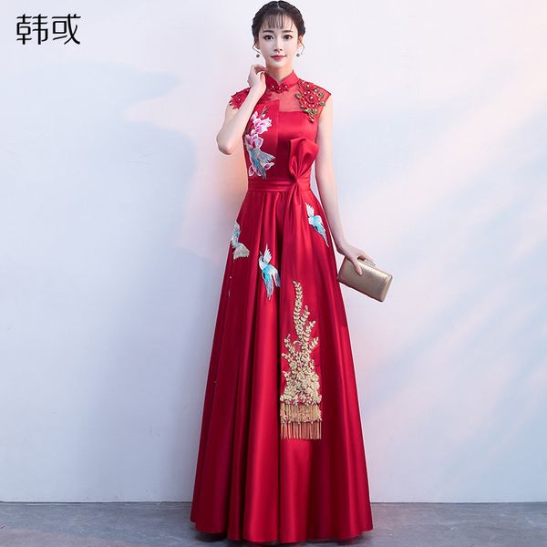 slim improved cheongsam phoenix appliques embroidery mermaid dress chinese evening dress vestidos size s-xxl, Red
slim improved cheongsam phoenix appliques embroidery mermaid dress chinese evening dress vestidos size s-xxl, Red