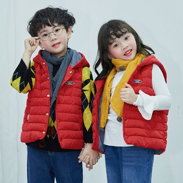 2018 new autumn winter children's clothing pure color polyester hooded side pockets single breasted boy girl zipper down vests, Blue
2018 new autumn winter children's clothing pure color polyester hooded side pockets single breasted boy girl zipper down vests, Blue