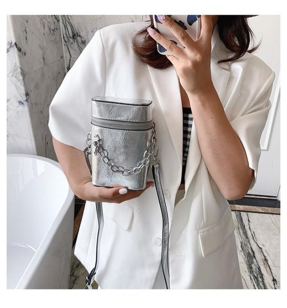2020 new shoulder bag women's casual fashion korean version of the texture chain mobile phone bag messenger ladies
2020 new shoulder bag women's casual fashion korean version of the texture chain mobile phone bag messenger ladies