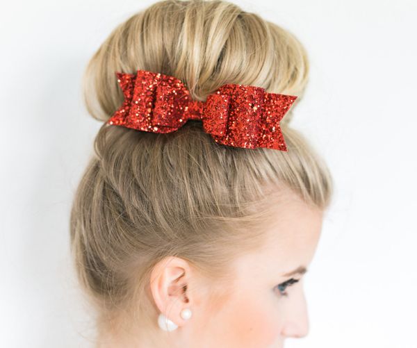 16 colors 5 inch girls bow hairpins fashion sequin designer glitter bows hair grips childer solid hair clips kids hair accessories, Golden;silver
16 colors 5 inch girls bow hairpins fashion sequin designer glitter bows hair grips childer solid hair clips kids hair accessories, Golden;silver