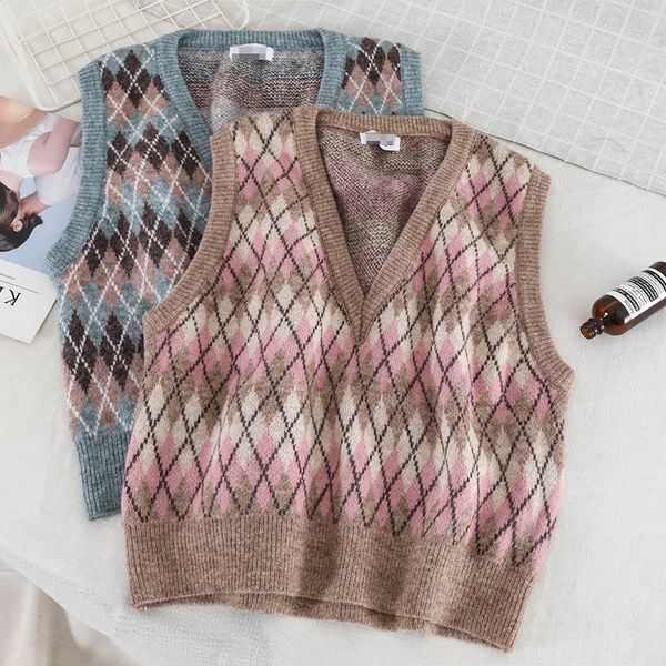 2019 new fashion women's sweater vest autumn and winter v-neck diamond shape knit sweater sleeveless vest 2870, White;black
2019 new fashion women's sweater vest autumn and winter v-neck diamond shape knit sweater sleeveless vest 2870, White;black