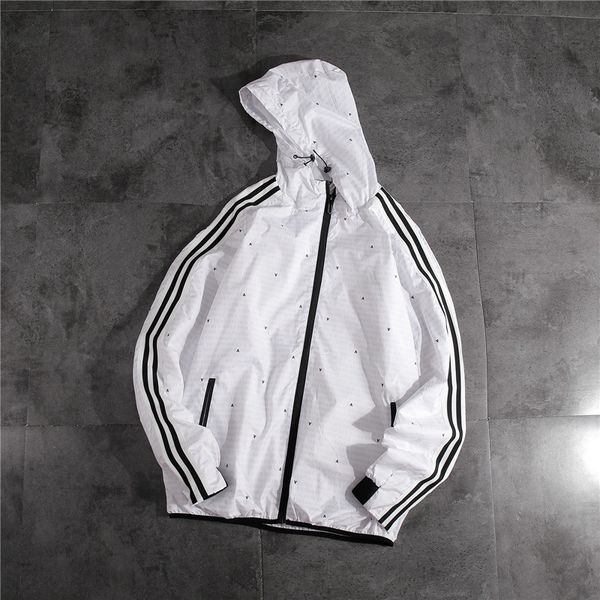 new mens womens brand windbreakers for spring and autumn hooded thin designer jackets 2019 letter printed sportswears s-2xl, Black;brown
new mens womens brand windbreakers for spring and autumn hooded thin designer jackets 2019 letter printed sportswears s-2xl, Black;brown