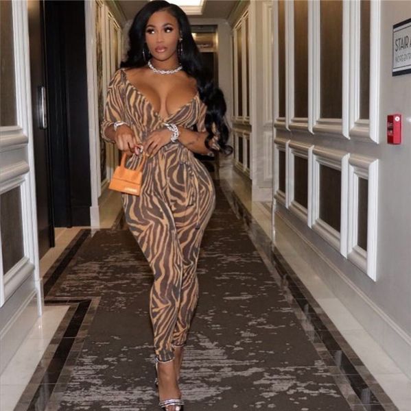 tiger pattern women jumpsuits rompers strapless club slim skinny long sleeved dark v neck rompers fashion women party jumpsuits, Black;white
tiger pattern women jumpsuits rompers strapless club slim skinny long sleeved dark v neck rompers fashion women party jumpsuits, Black;white