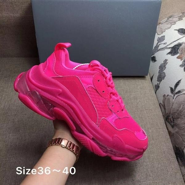 Оптовая дизайнер 17FW Тройной S Добавляет Clear Bubble Midsole тапок 2019 мужских женщина Неон зеленый увеличения Марки Повседневного папа обувь
Оптовая дизайнер 17FW Тройной S Добавляет Clear Bubble Midsole тапок 2019 мужских женщина Неон зеленый увеличения Марки Повседневного папа обувь