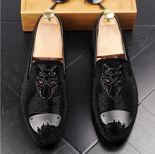 fashion young man embroider casual shoes velvet designer men loafers slip on gommino smoking shoes flats sapato social masculino, Black
fashion young man embroider casual shoes velvet designer men loafers slip on gommino smoking shoes flats sapato social masculino, Black