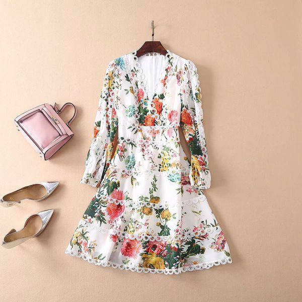 european and american women's fashion 2019 spring new style long sleeve fashion print hollow out v-neck elegant dress, Black;gray
european and american women's fashion 2019 spring new style long sleeve fashion print hollow out v-neck elegant dress, Black;gray