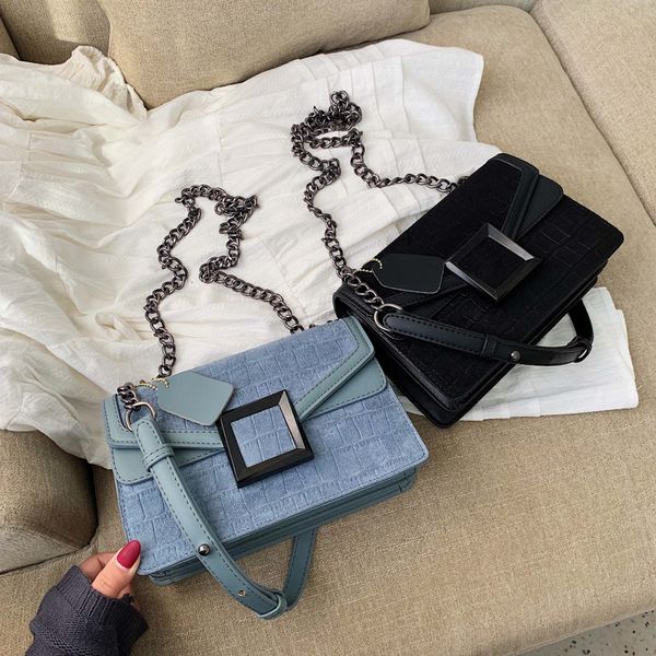 ретро матовый сумка 2020 новая мода корейский г-жа плеча цепи малые площади сумка 
ретро матовый сумка 2020 новая мода корейский г-жа плеча цепи малые площади сумка