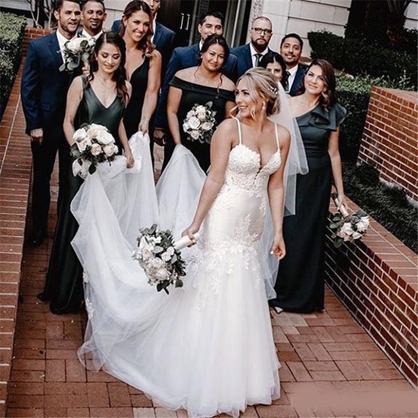 available mermaid tulle spaghetti wedding dress with appliques vestidos custom made bohemian bridal party gowns, White
available mermaid tulle spaghetti wedding dress with appliques vestidos custom made bohemian bridal party gowns, White