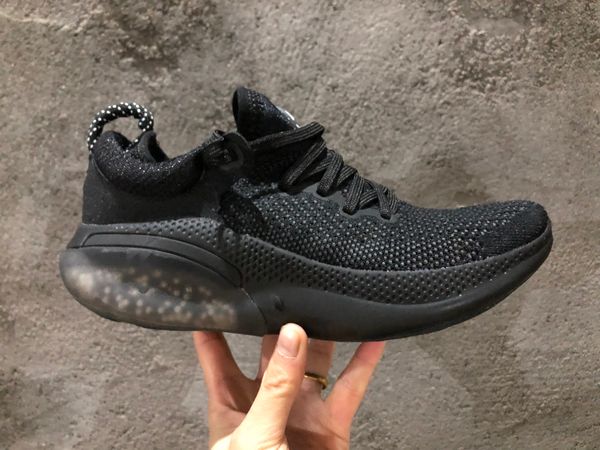 lady shoes fasion designer casual shoes genuine leather sneakers mens women trendy fashion
lady shoes fasion designer casual shoes genuine leather sneakers mens women trendy fashion