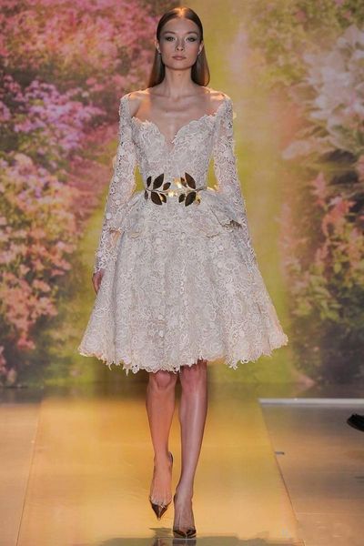 2019 new lace evening gowns arabic dubai off-shoulder long sleeve a-line knee-length party gowns celebrity dresses prom gown a171, Black
2019 new lace evening gowns arabic dubai off-shoulder long sleeve a-line knee-length party gowns celebrity dresses prom gown a171, Black