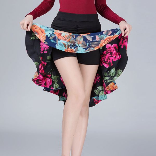 new arrive women latin dance skirts square dance salsa/rumba/samba/tango skirt practice bilateral embroidered swing skirts, Black;red
new arrive women latin dance skirts square dance salsa/rumba/samba/tango skirt practice bilateral embroidered swing skirts, Black;red