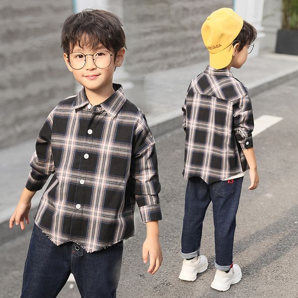 autumn children's clothing new boys bottoming shirt children's long-sleeved plaid shirt casual fashion coat, White;black
autumn children's clothing new boys bottoming shirt children's long-sleeved plaid shirt casual fashion coat, White;black