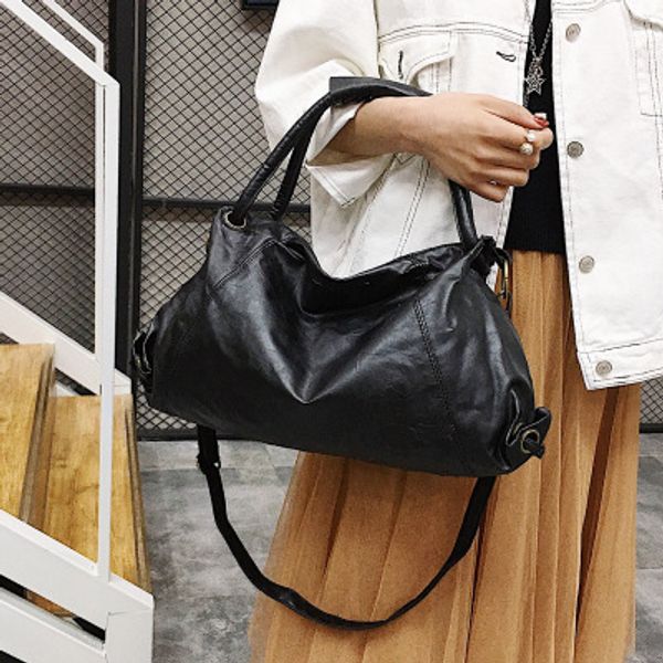 2019 new women's bag shoulder diagonal casual dumplings bag ladies simple fashion soft leather messenger
2019 new women's bag shoulder diagonal casual dumplings bag ladies simple fashion soft leather messenger