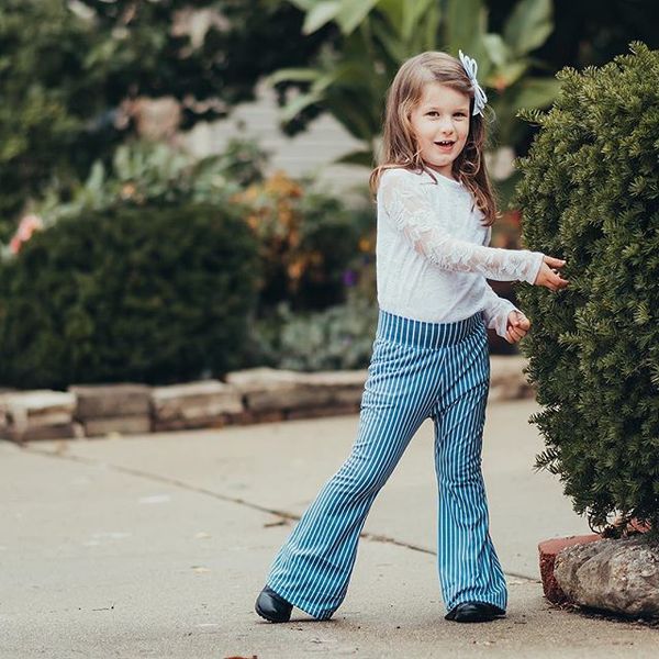 2020 kid baby girl wide leg pant leggings toddler stripe bottoms trousers 1-6t toddler girls autumn loose casual flared trousers, Blue
2020 kid baby girl wide leg pant leggings toddler stripe bottoms trousers 1-6t toddler girls autumn loose casual flared trousers, Blue