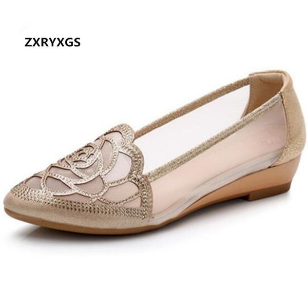 2019 new summer rhinestone pointed sheepskin leather shoes woman fashion sandals flat wedges soft comfort mesh women sandals, Black
2019 new summer rhinestone pointed sheepskin leather shoes woman fashion sandals flat wedges soft comfort mesh women sandals, Black