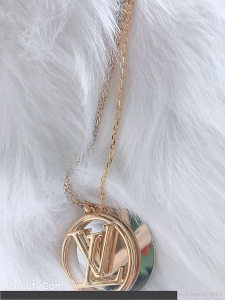 известный классический дизайнер медь с 18 карат позолоченный двойной круглый полый алфавит круг кулон шарм ожерелье для женщин ювелирные изд, Silver
известный классический дизайнер медь с 18 карат позолоченный двойной круглый полый алфавит круг кулон шарм ожерелье для женщин ювелирные изд, Silver