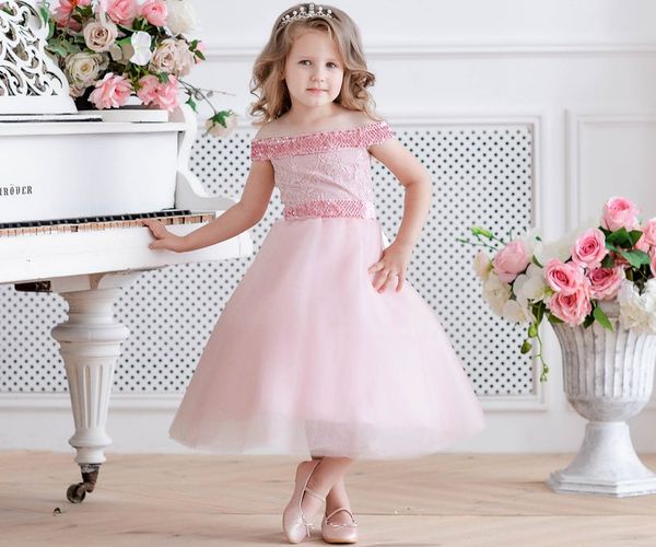 2019 light pink sequins flower girls dresses bateau tiered ruffles girls pageant gowns lace up back birthday party dress, White;blue
2019 light pink sequins flower girls dresses bateau tiered ruffles girls pageant gowns lace up back birthday party dress, White;blue