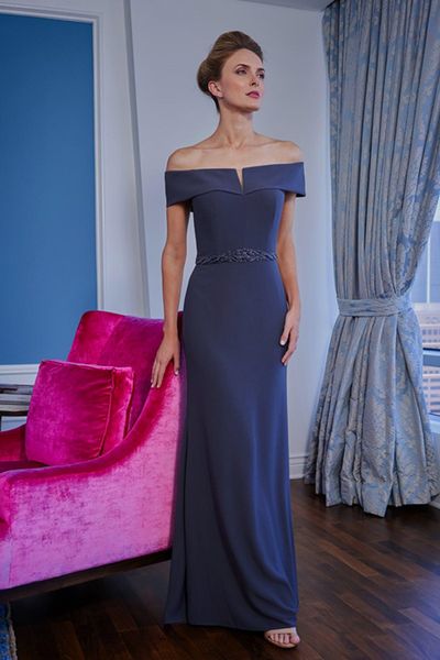 dark navy mermaid mother of the bride dresses off shoulders chiffon beaded ribbon backless long formal evening dress 180, Black;red
dark navy mermaid mother of the bride dresses off shoulders chiffon beaded ribbon backless long formal evening dress 180, Black;red