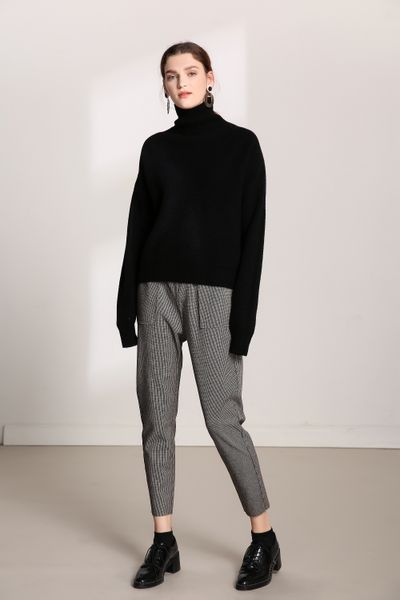 black and white plain turtleneck stylish loose women's sweater new fashion 100% wool single piece sale, White;black
black and white plain turtleneck stylish loose women's sweater new fashion 100% wool single piece sale, White;black