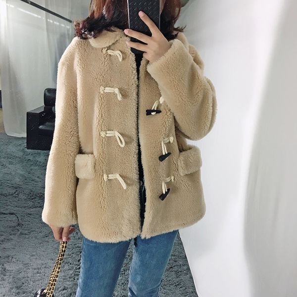 2019 new korean version of the winter coat cowhorn button sheep cut velvet coat woman pockets turn-down collar long, Black
2019 new korean version of the winter coat cowhorn button sheep cut velvet coat woman pockets turn-down collar long, Black