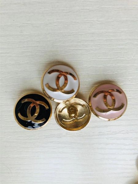 brands fashion round resin shank button for suits men coat botones diy windbreaker garment decorative buckle sewing, Black
brands fashion round resin shank button for suits men coat botones diy windbreaker garment decorative buckle sewing, Black