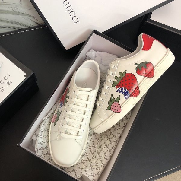 luxury designers sneaker platform trainers genuine leather shoes couple genuine leather fashion designers sneakers white black with box
luxury designers sneaker platform trainers genuine leather shoes couple genuine leather fashion designers sneakers white black with box