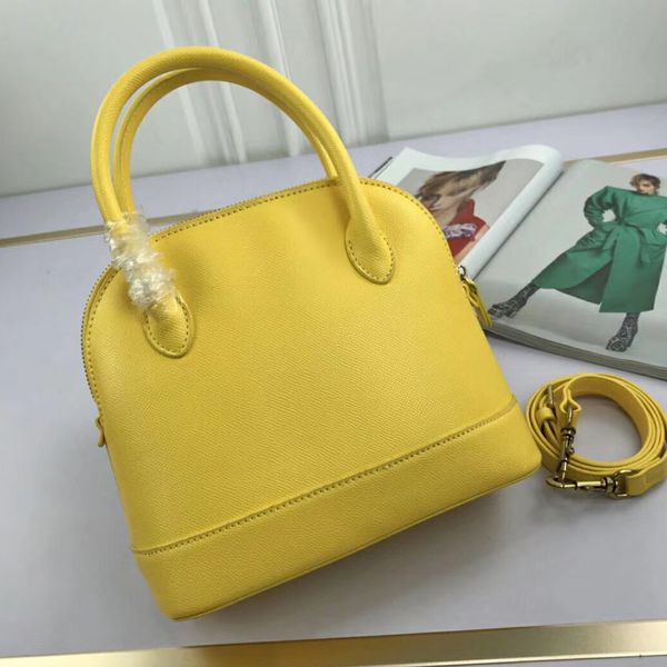 classic fashion women handbags selling lady small shell shoulder bags with stripe lady messenger bag crossbody girl handbags
classic fashion women handbags selling lady small shell shoulder bags with stripe lady messenger bag crossbody girl handbags