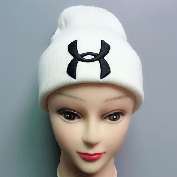 2020 snowman hat new men women winter knitted hat ball beads hand hook warm acrylic ladies hat flower sport
2020 snowman hat new men women winter knitted hat ball beads hand hook warm acrylic ladies hat flower sport
