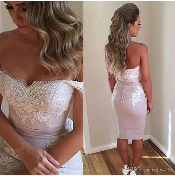 2019 new short becch summer prom dresses off the shoulder beaded sleeveless lace appliques knee length evening gowns aw349, Black
2019 new short becch summer prom dresses off the shoulder beaded sleeveless lace appliques knee length evening gowns aw349, Black
