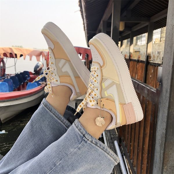 2020 new high-quality sports beige macarons wild students thick bottom early spring new women's shoes casual board shoes white shoes ou, Black
2020 new high-quality sports beige macarons wild students thick bottom early spring new women's shoes casual board shoes white shoes ou, Black